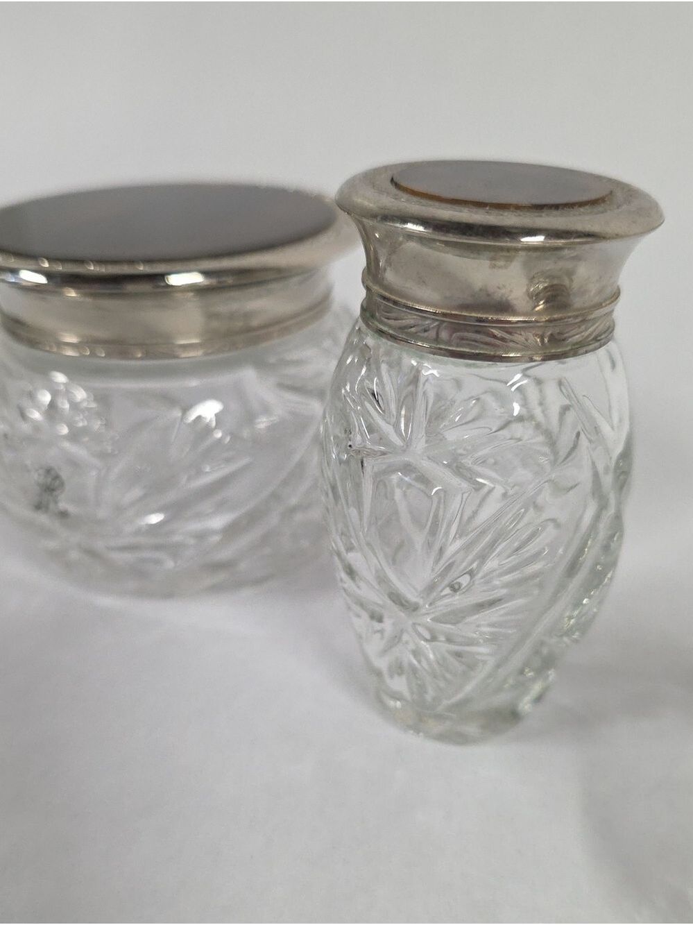 Vintage Ralph Lauren Safari Vanity Jars, (3) Pieces, Cut Crystal Containers - Picture 7 of 16